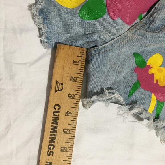 Shein  3 XL floral painted denim cutoff jean shorts plus - Picture 10 of 13
